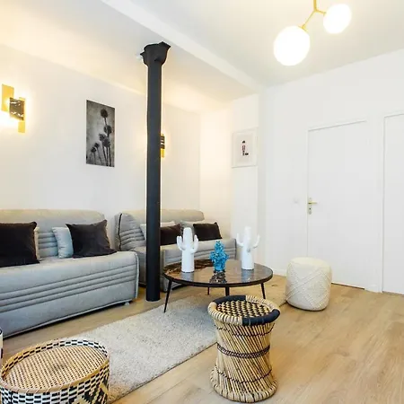 Apartment Amazing 1bdr - Bon Marche