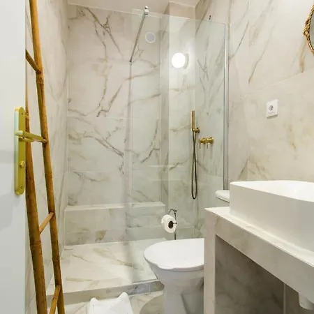 Apartment Amazing 1bdr - Bon Marche *